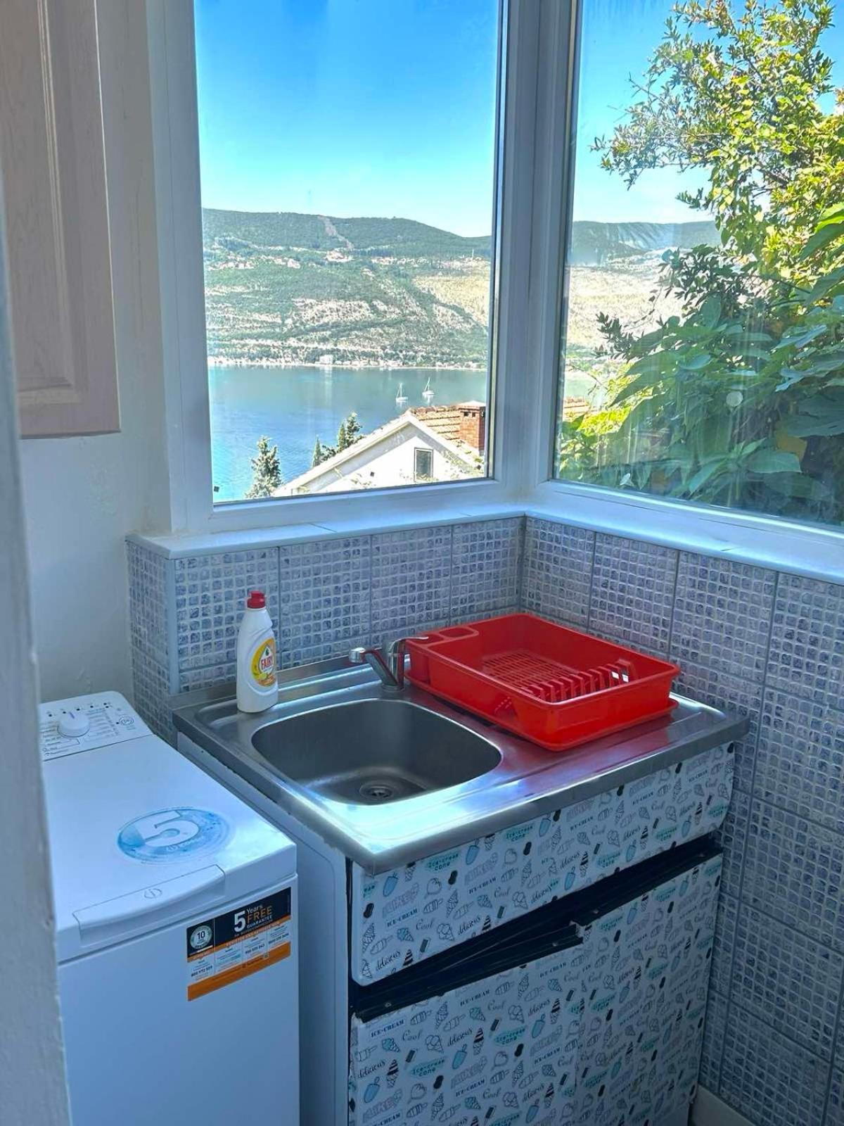 Apartments Maya Herceg Novi Exterior foto